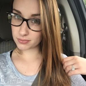 Meet your Posher, Noelle